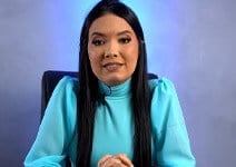 Dermaplaning 3 derma m1 - Experimente o Dermaplaning para uma pele incrivelmente suave e radiante. Remova suavemente as células mortas e os pelos faciais, revelando uma aparência rejuvenescida. Descubra o segredo da beleza da pele agora!