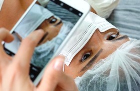 Extensão de Cílios 14 ec5 - Domine a arte da extensão de cílios com nosso Curso Online. Aprenda técnicas profissionais e transforme seu futuro. Inscreva-se agora!